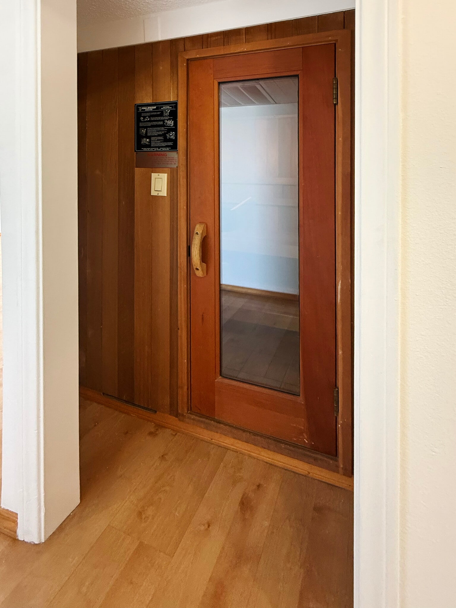 In-Unit Sauna - 8530 Holloway Dr