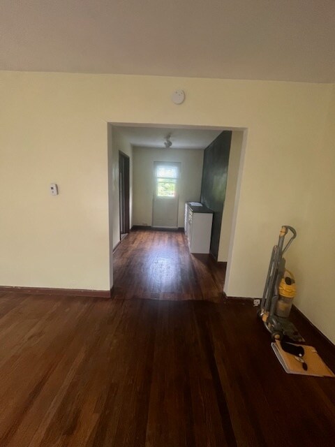 view to dining area - 1604 N New York Ave