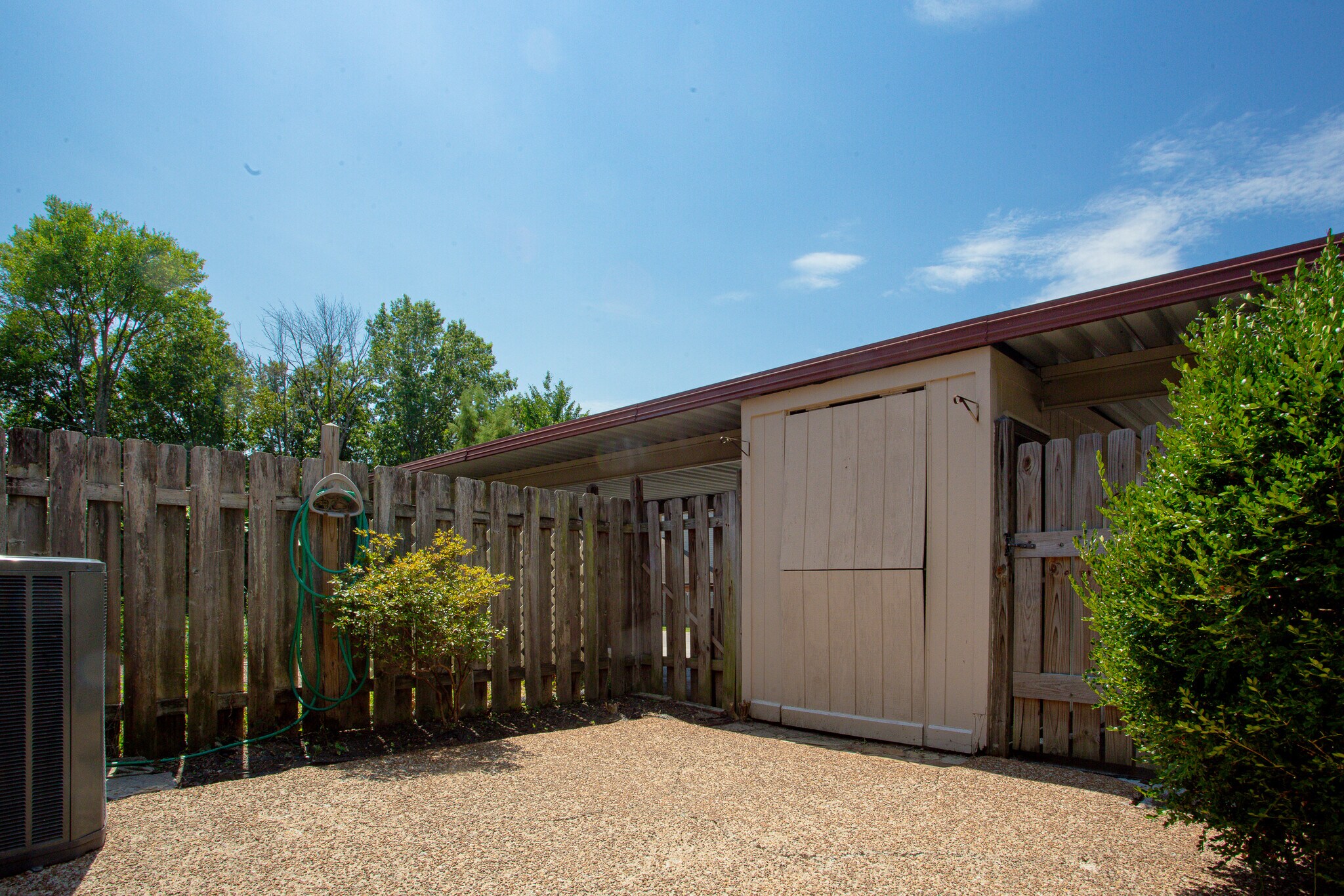 Building Photo - 4001 Anderson Rd