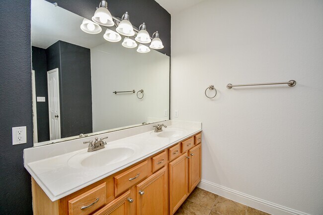 Building Photo - 7519 Muley Ln