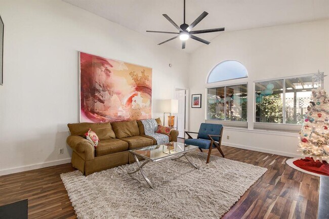 Building Photo - 16806 Langland Rd