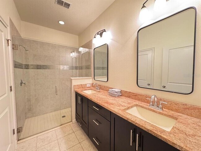 Building Photo - 12377 Streambed Dr