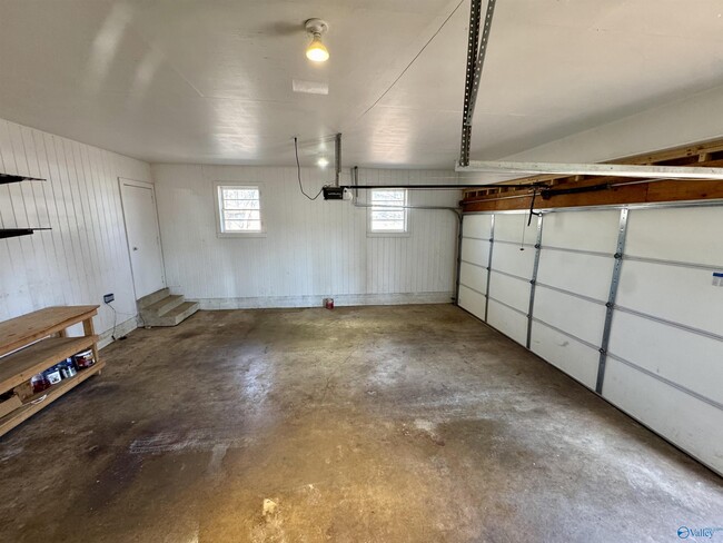 Building Photo - 804 Hereford Dr