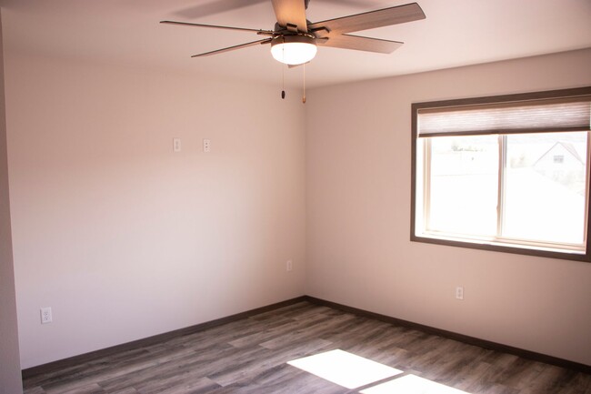 Building Photo - Brand New Southside Townhomes!