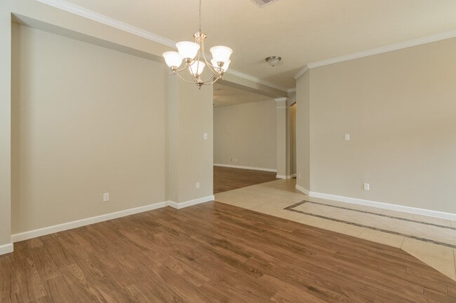 Building Photo - 3407 Sunlight Hill Ln