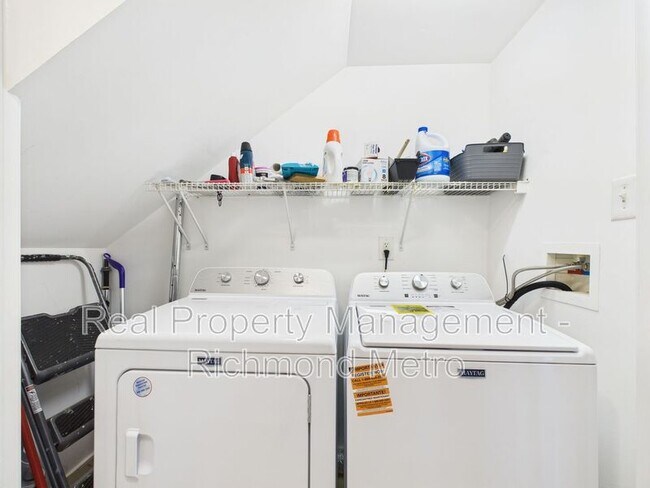 Building Photo - 1213 Magnolia Pointe Blvd