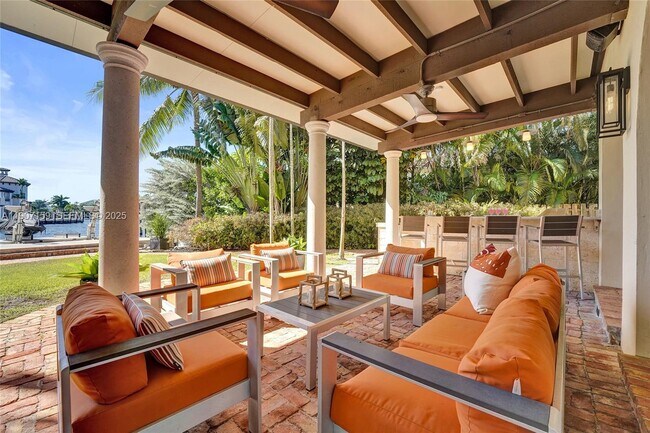 Building Photo - 2035 NE 31st Ave