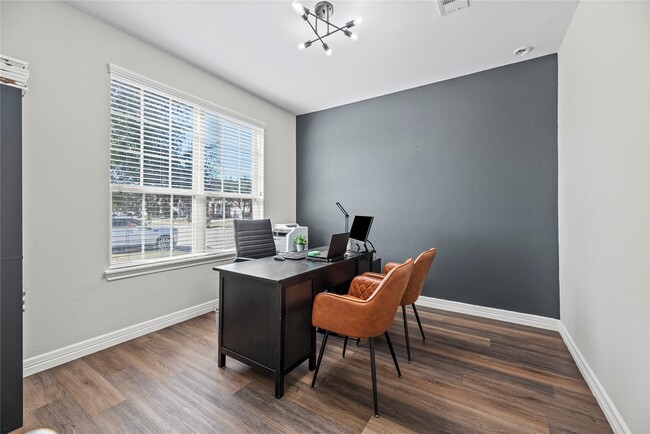 Building Photo - 9710 Messina Crest Ct