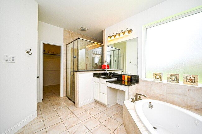 Building Photo - 6326 Grand Drift Ct
