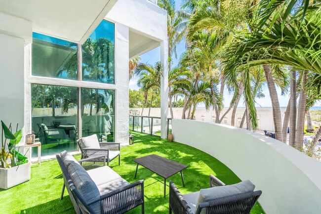 Building Photo - 6345 Collins Ave