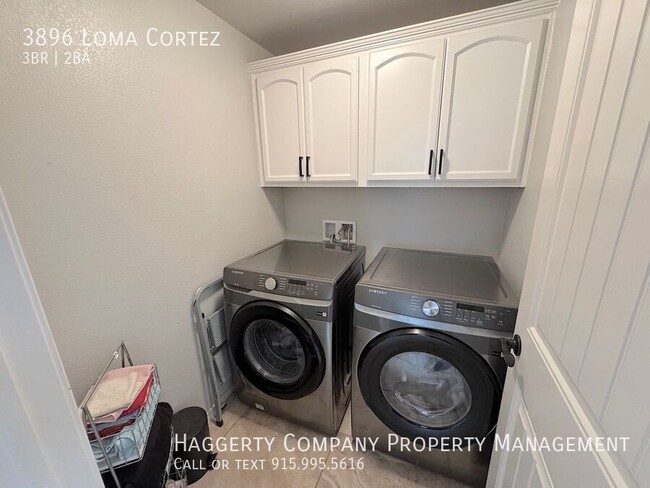 Building Photo - 3896 Loma Cortez Dr