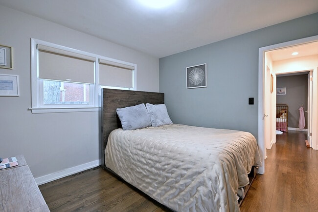 Building Photo - 2307 Edna Ave