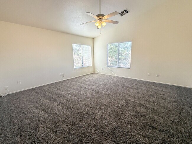 Building Photo - 10306 E Delta Ave