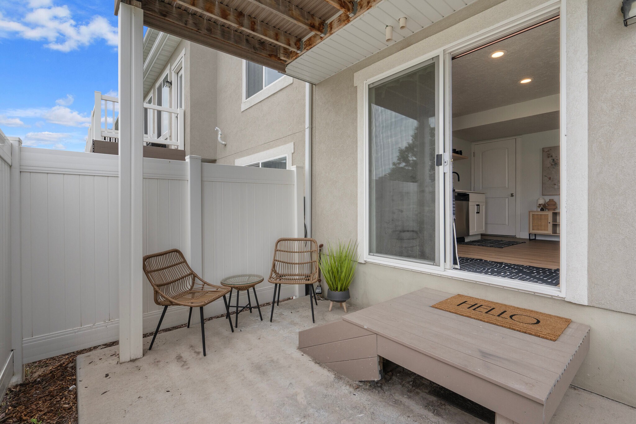 Building Photo - 14549 S Juniper Shade Dr