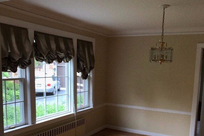 Dining Room (View a) - 1714 Greendale Ave
