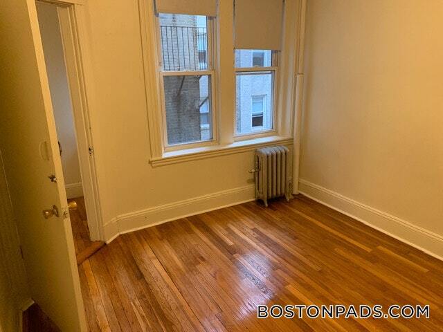 Building Photo - 1185 Boylston St