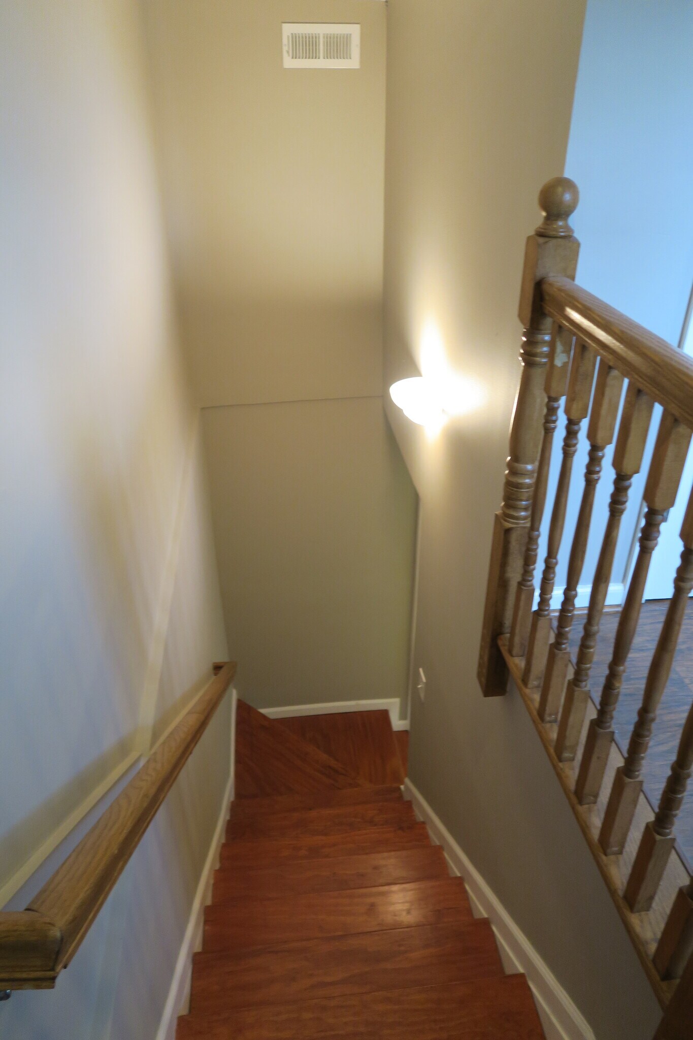 Building Photo - 3631 Warder St NW