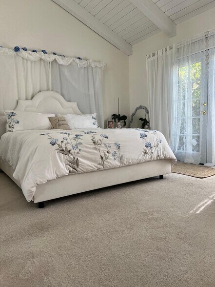 Bedroom - 4401 Willens Ave