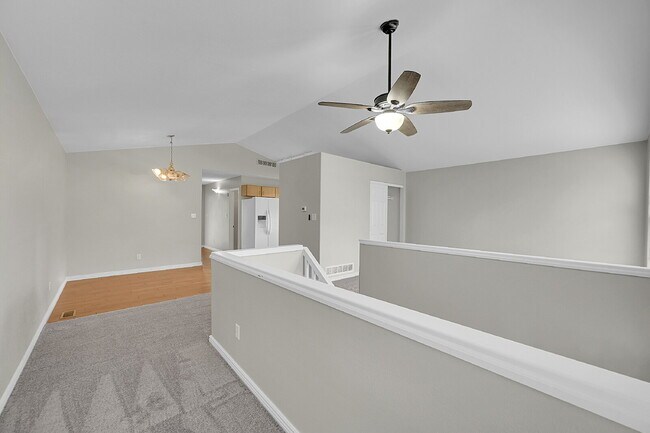 Building Photo - $2,445, 4 bed, 2.5 bath, located in Englewood