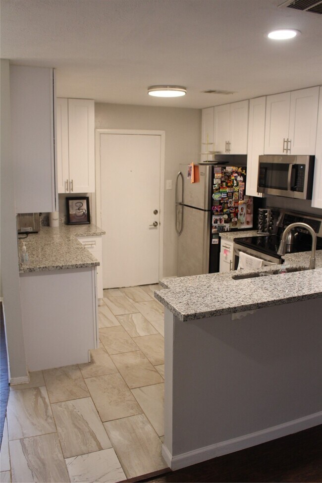 Building Photo - 2614 Cleburne St