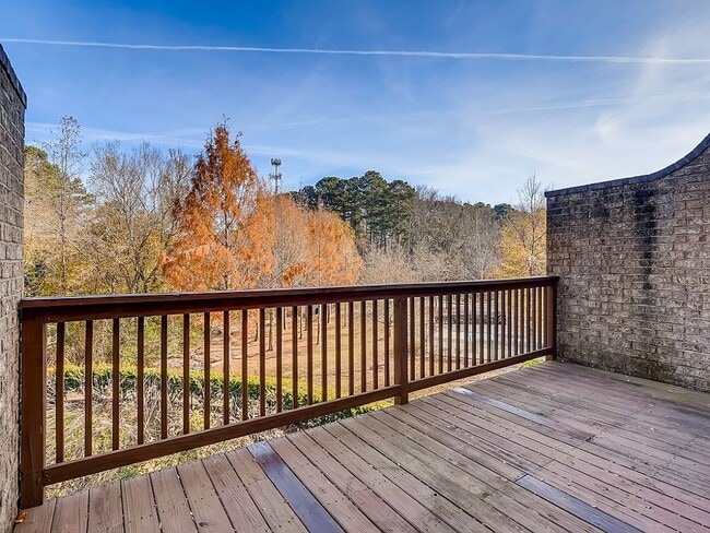 Building Photo - 1693 Mosaic Way