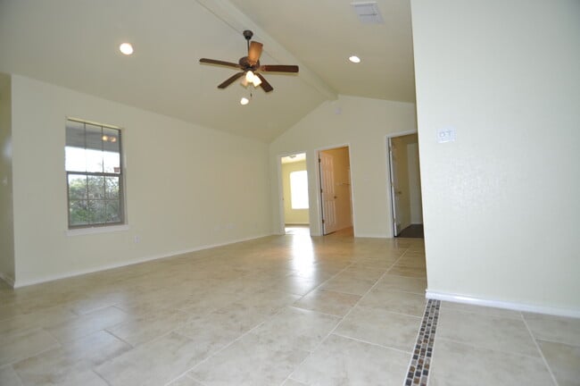 Building Photo - 1702 Anaconda Trail