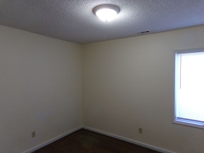 Building Photo - Havelock Home in College Park Subdivision