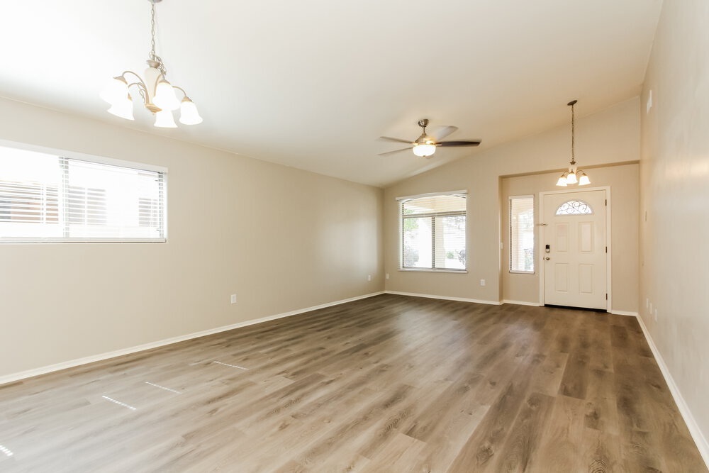 Building Photo - 6898 W Quailwood Way
