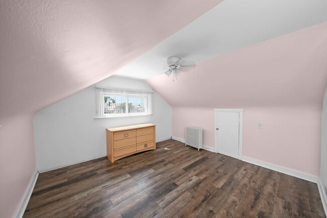 Building Photo - 7901 W Elmgrove Dr