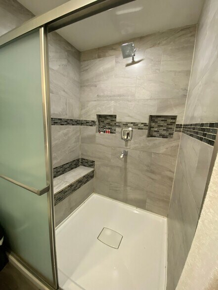 Building Photo - 1930 Reese Ave