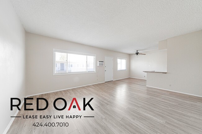 Building Photo - 2030 E Whiting Ave