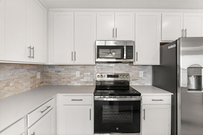 Building Photo - 19140 Scallop Lp