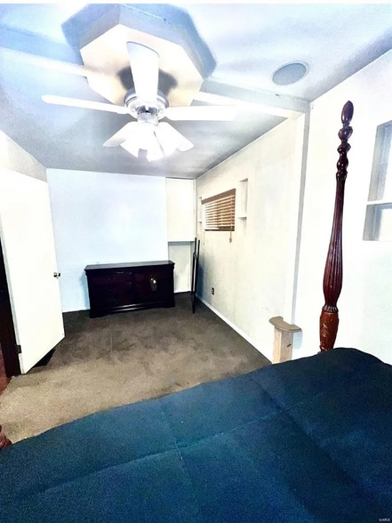 Building Photo - 1709 Andrews Dr
