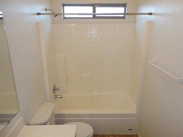 Building Photo - 955 S Del Rancho
