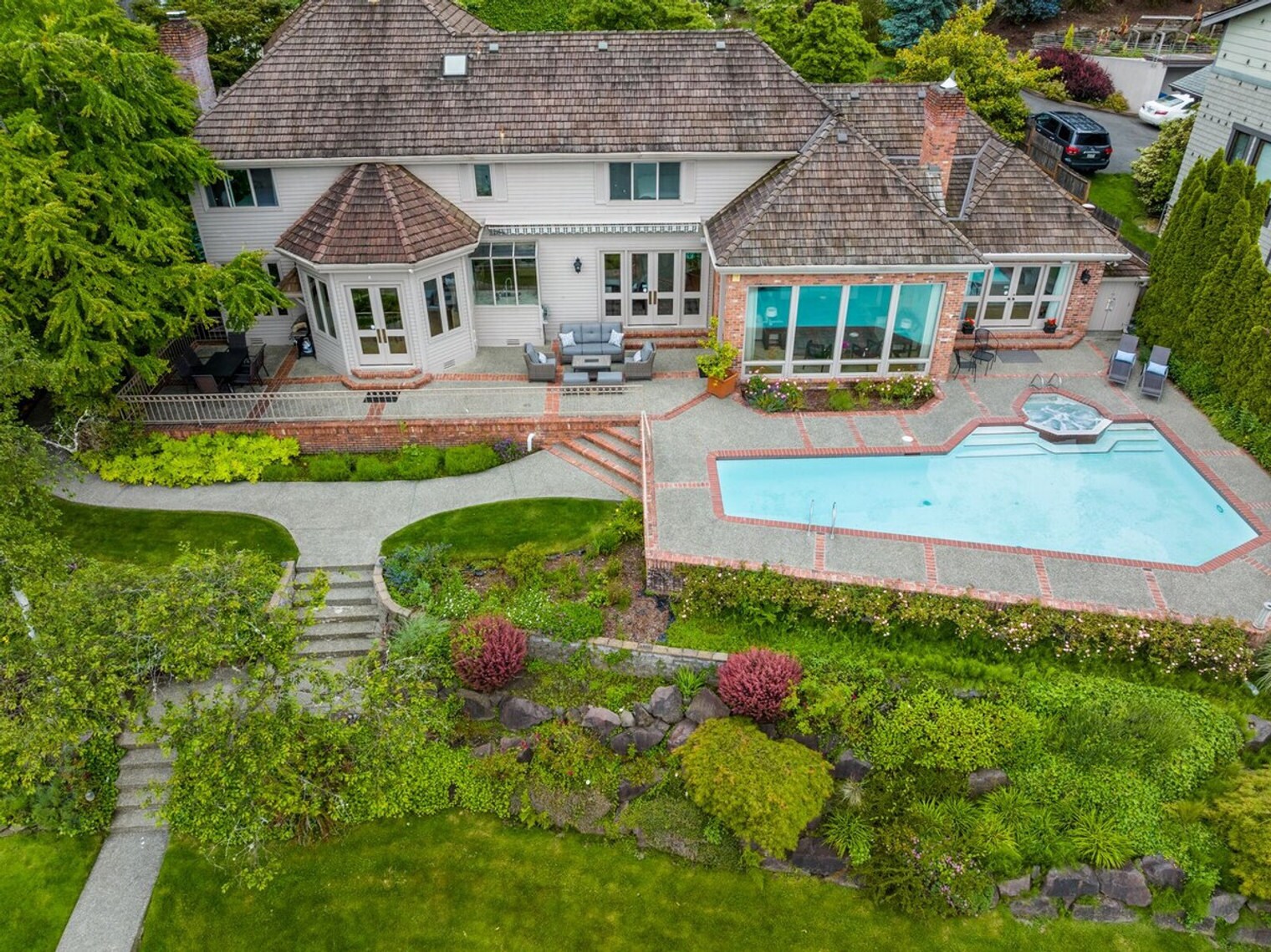 Building Photo - 6408 E Mercer Way