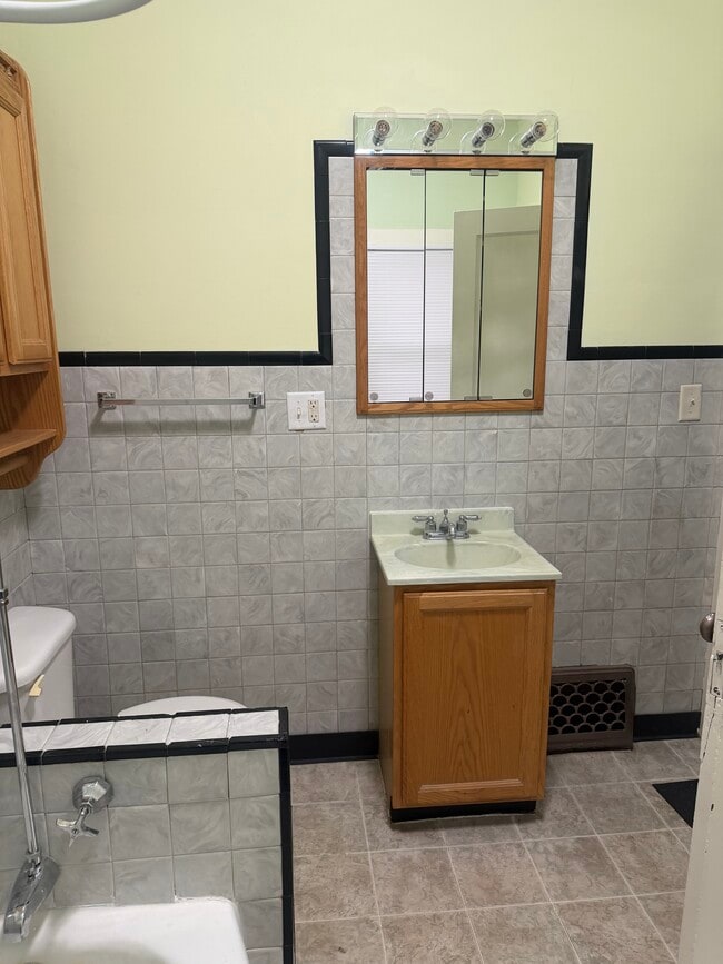 Building Photo - Phelps House 2