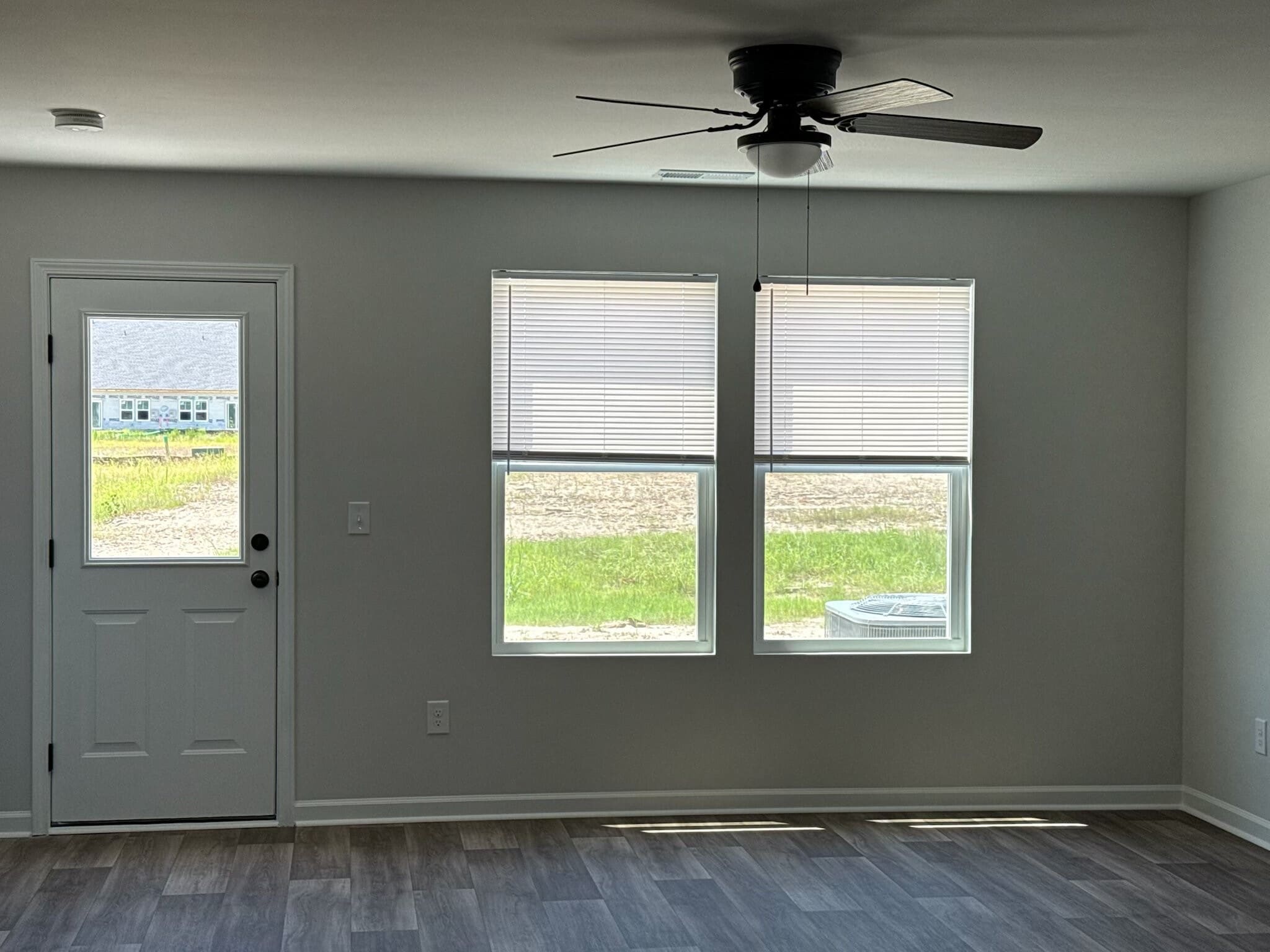 Building Photo - 1098 Cooper Hawk Ln SW