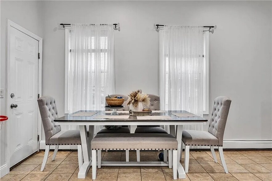 Building Photo - 186 Federal St