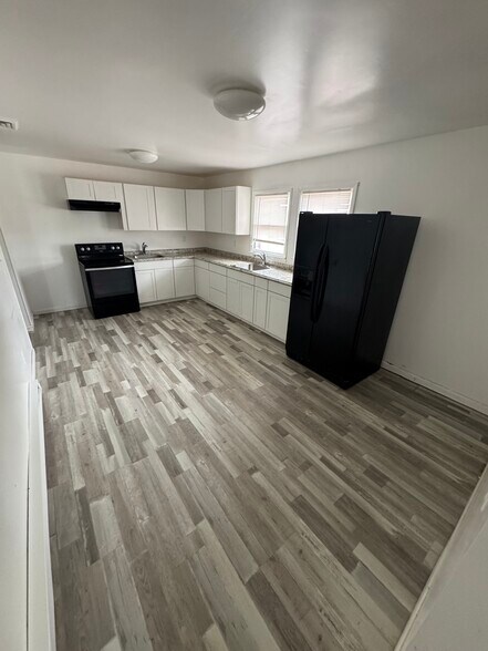 Building Photo - 38 North St