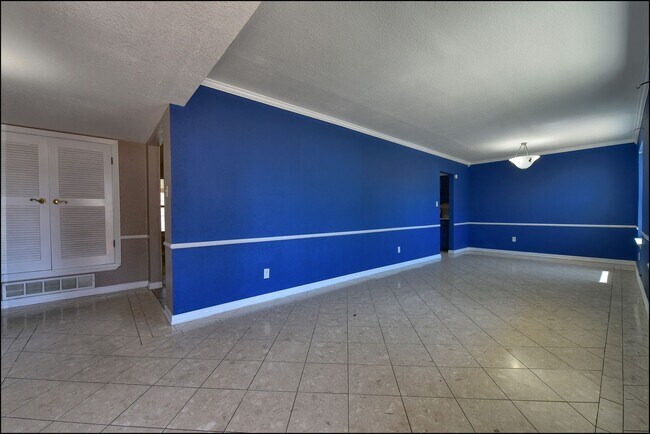 Building Photo - Coming Soon!