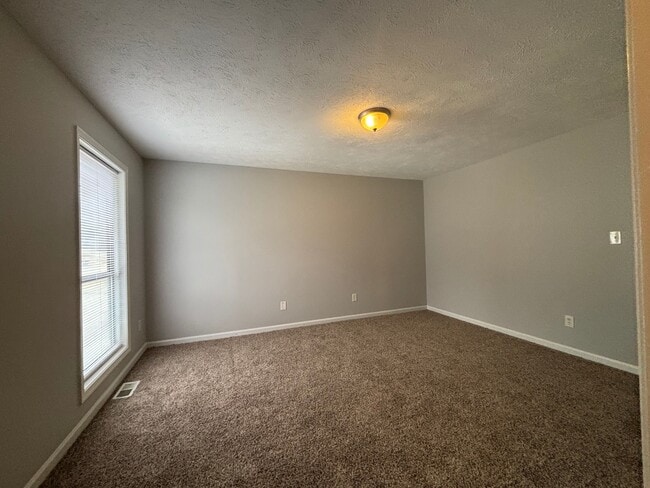 Building Photo - 5713 Aftonshire Dr