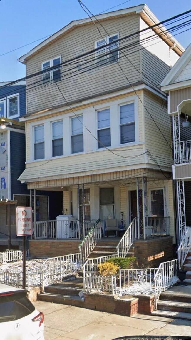 Primary Photo - 358 Avenue A