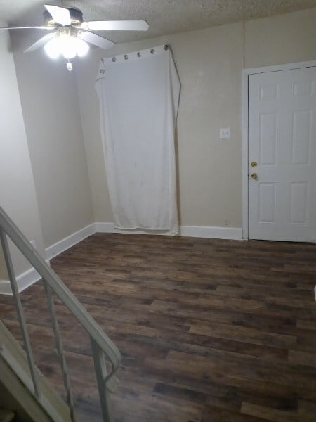 Building Photo - 2315 N Mutter St