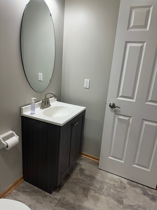 Building Photo - 3886 Abercrombie Ln