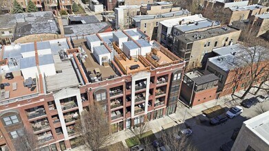 Building Photo - 2114 W Rice St