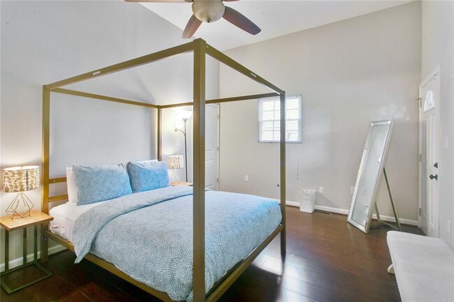 Building Photo - 99 Ericson St SE