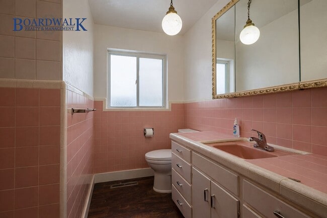 Building Photo - East Millcreek Gem on Rare Corner Lot