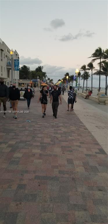 Building Photo - 1985 S Ocean Dr