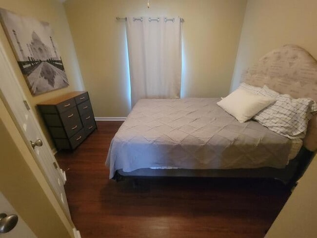 Building Photo - Furnished Rental
