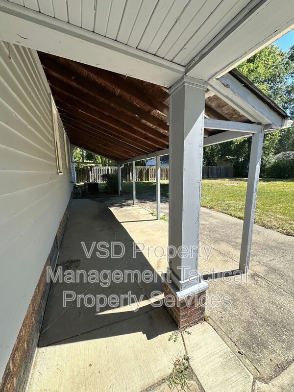 Building Photo - 130 Palmetto Ave